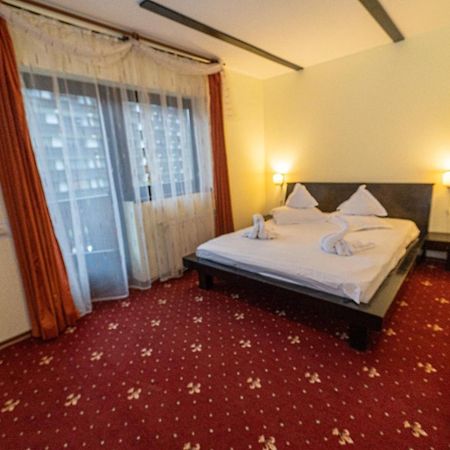 ホテル Casa Frent プレデアル 部屋 写真