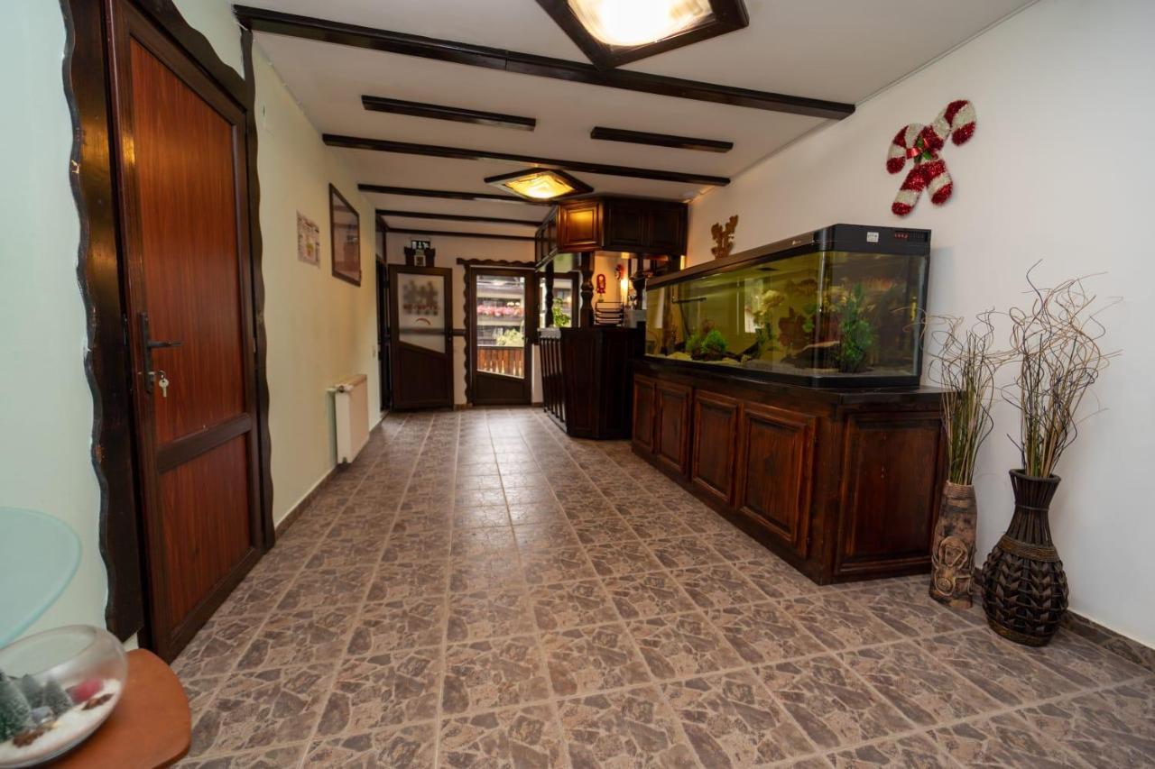 ホテル Casa Frent プレデアル エクステリア 写真