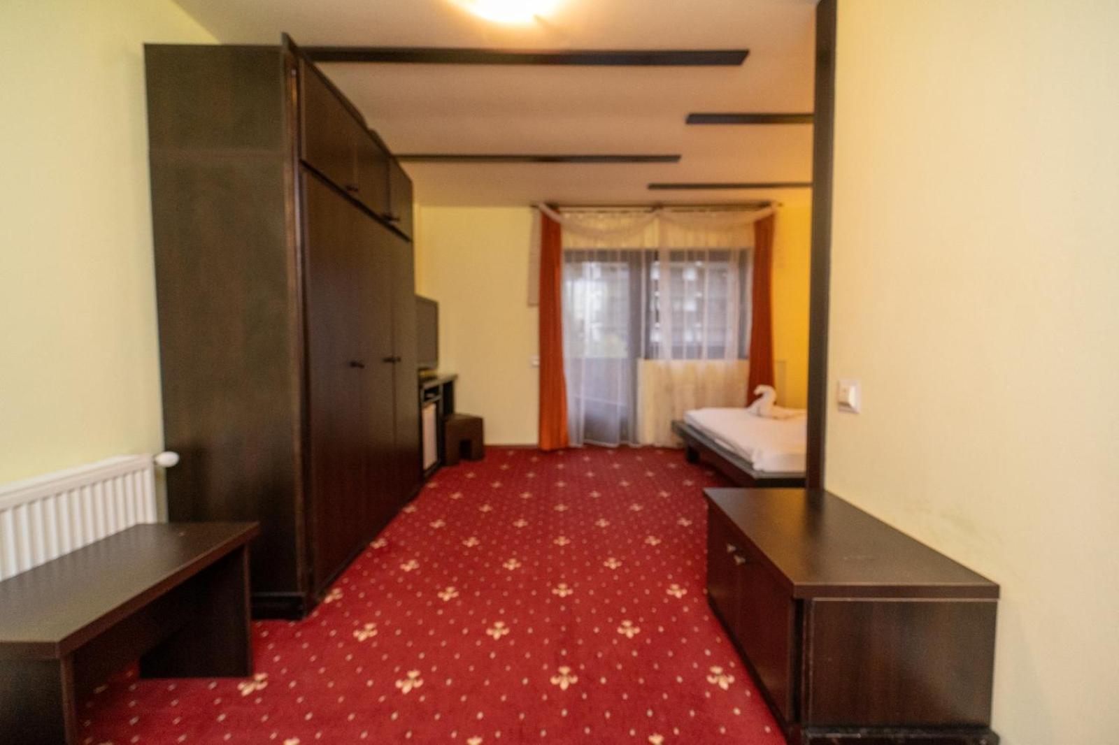 ホテル Casa Frent プレデアル 部屋 写真